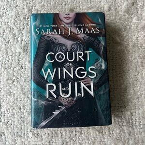 A Court of Wings and Ruin - Sarah J Maas Hardcover Book